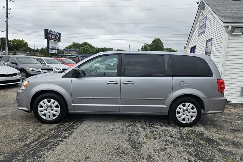 2015 Dodge Grand Caravan SE photo 1