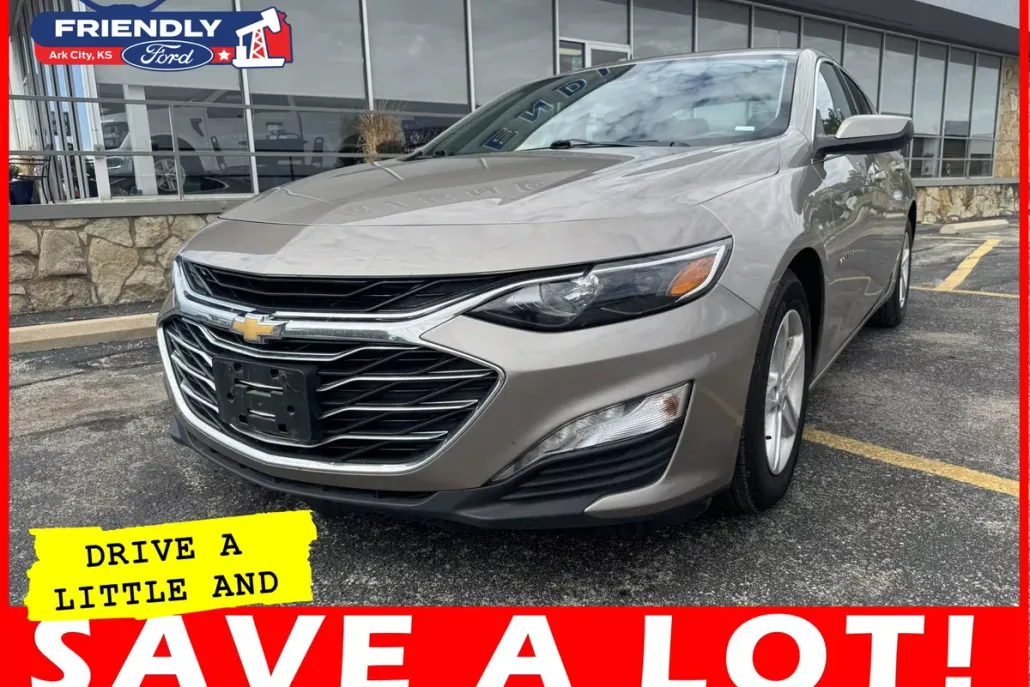 2023 Chevrolet Malibu 1LT photo 1