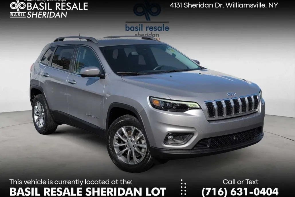 2021 Jeep Cherokee Latitude Lux photo 1