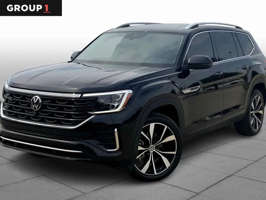 2024 Volkswagen Atlas SEL Premium R-Line photo 1