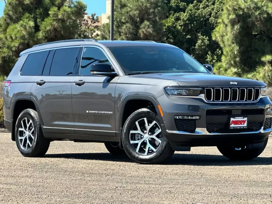 2025 Jeep Grand Cherokee Limited photo 1