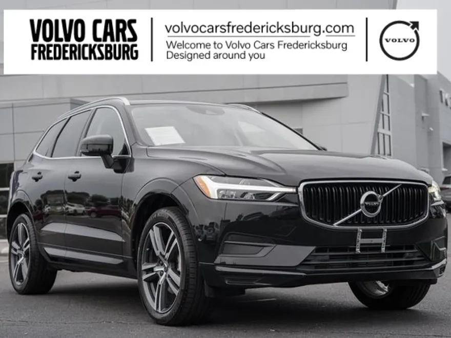 2019 Volvo XC60 T5 Momentum photo 1