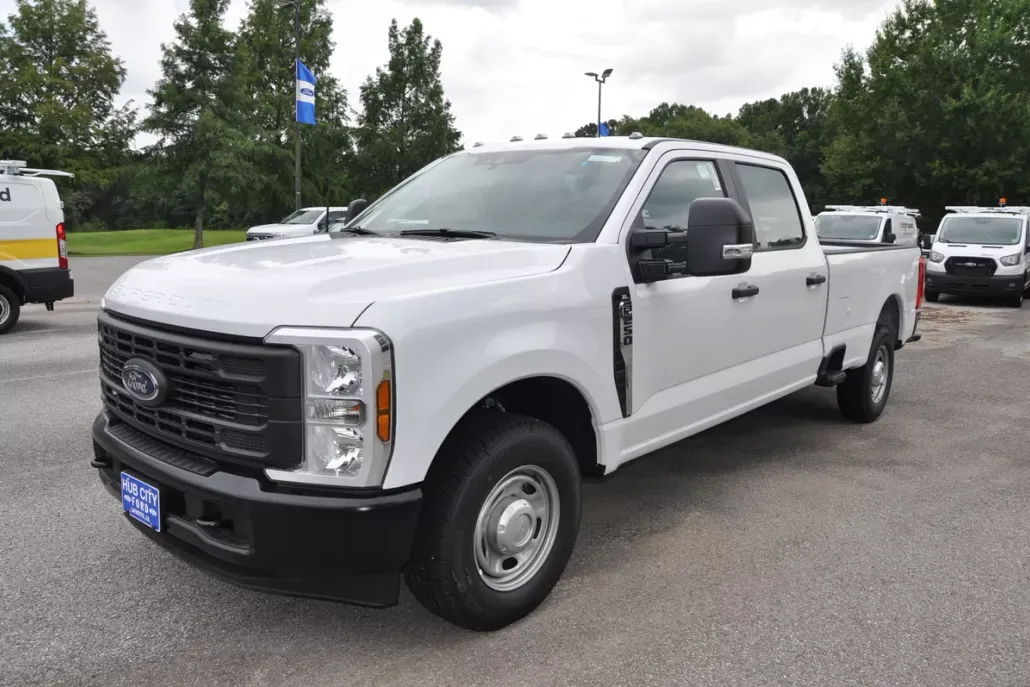 2025 Ford F-250 XL photo 1