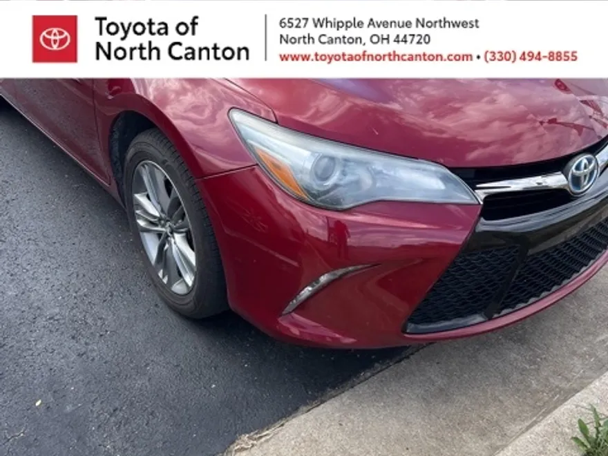 2015 Toyota Camry Hybrid SE photo 1