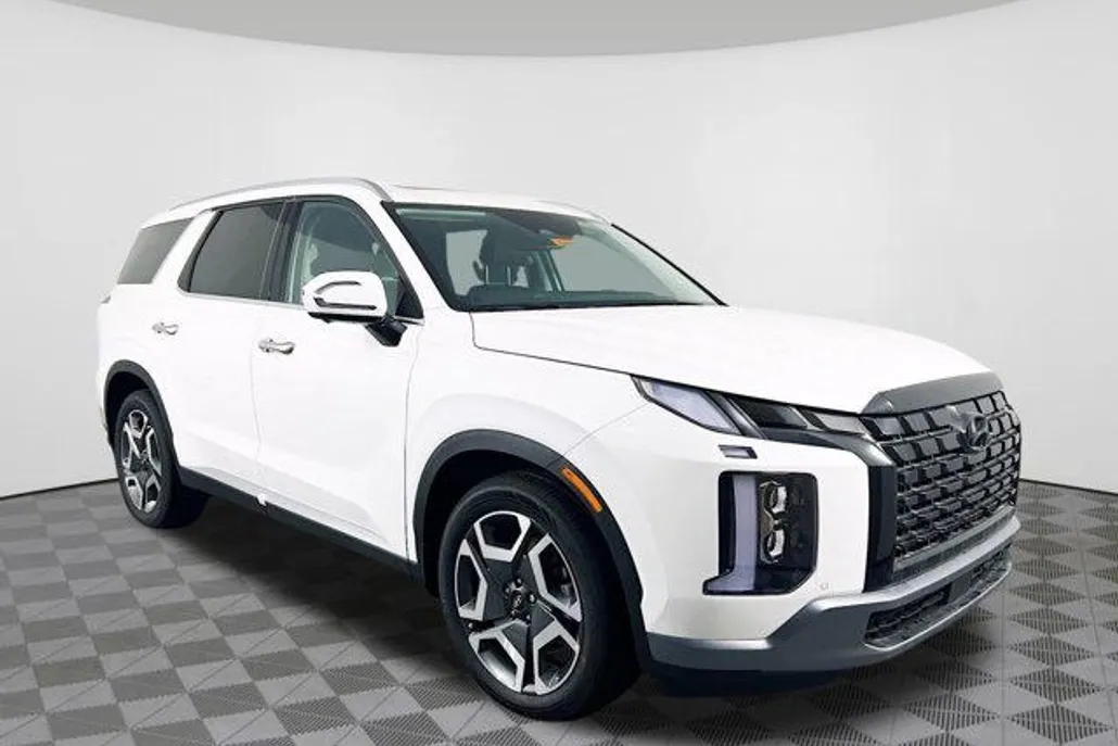 2025 Hyundai Palisade SEL photo 1