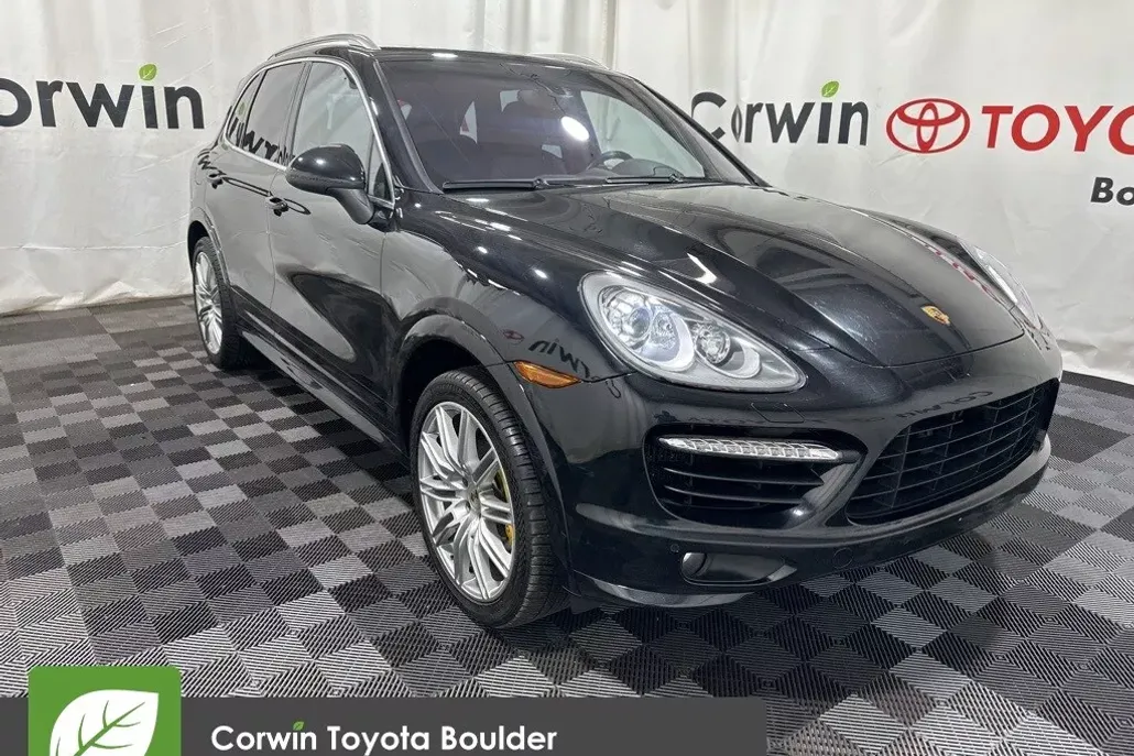 2012 Porsche Cayenne Turbo photo 1