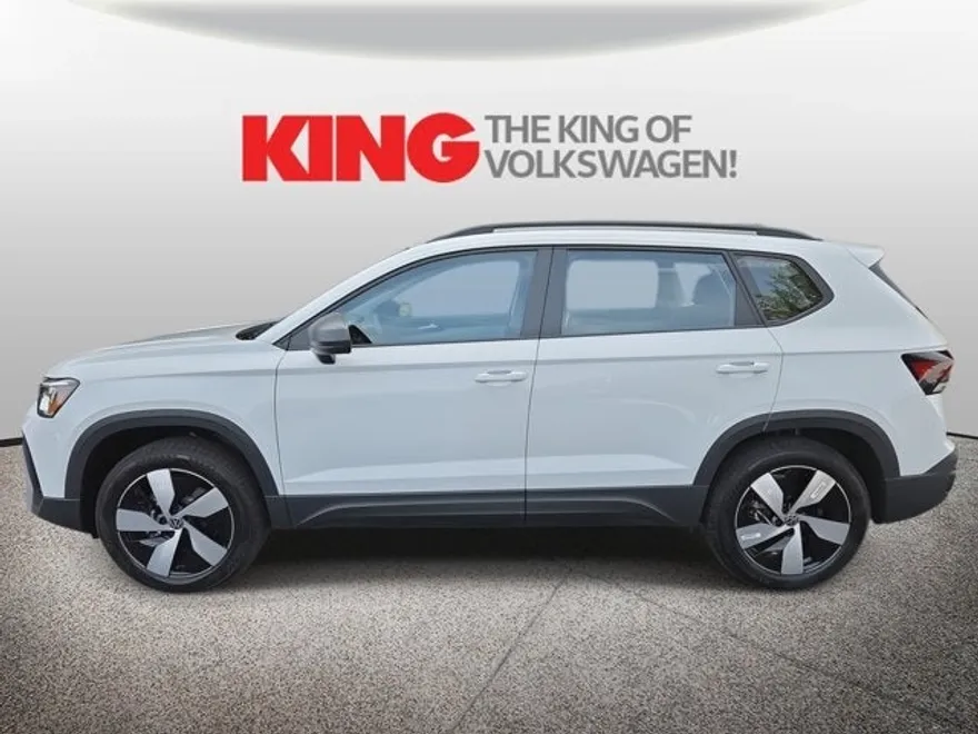 2025 Volkswagen Taos S photo 1