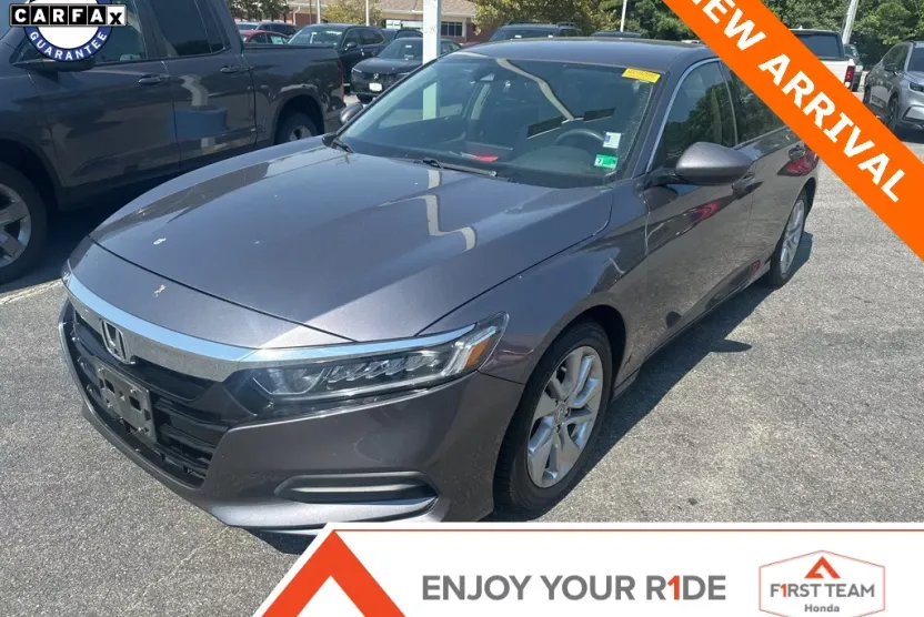 2019 Honda Accord LX photo 1