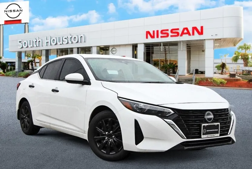 2025 Nissan Sentra S photo 1