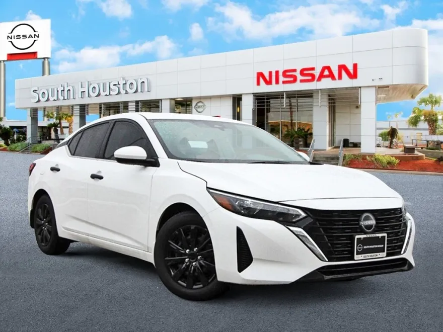 2025 Nissan Sentra S photo 1