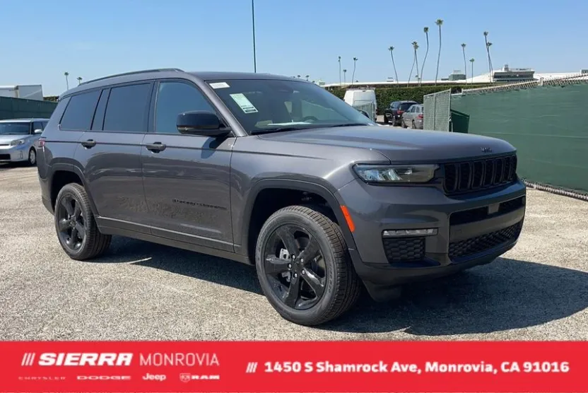 2024 Jeep Grand Cherokee Limited photo 1