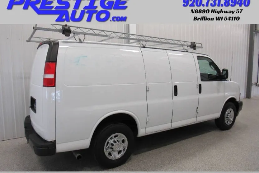 2019 Chevrolet Express 3500 Cargo Van photo 1
