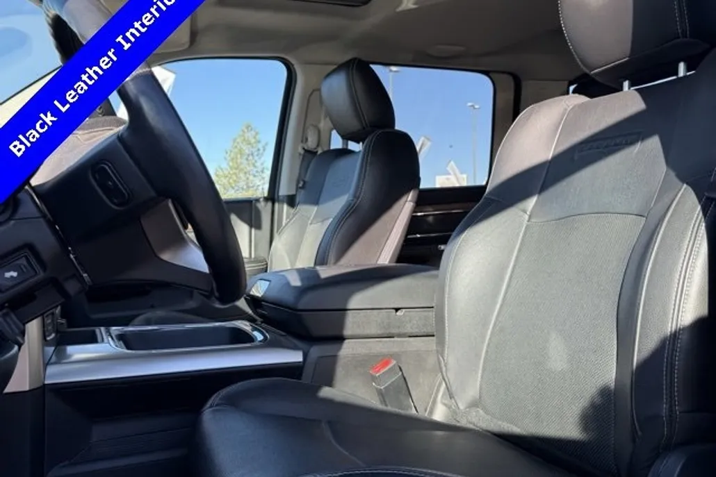 2016 Ram 1500 Laramie photo 1