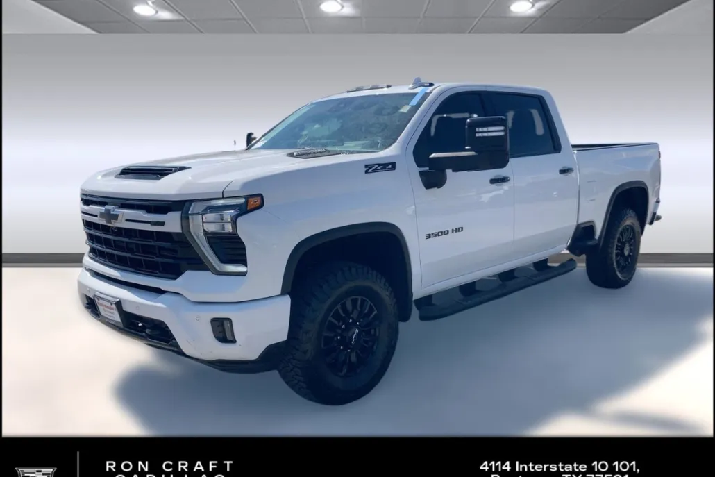 2024 Chevrolet Silverado 3500HD LTZ photo 1