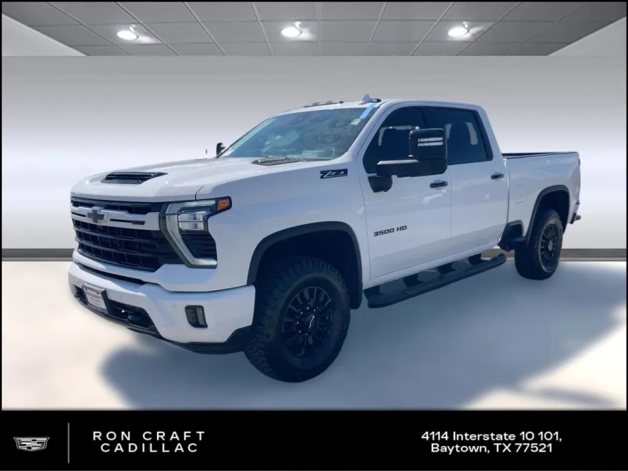 2024 Chevrolet Silverado 3500HD LTZ photo 1
