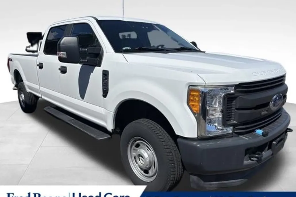 2017 Ford F-350 photo 1