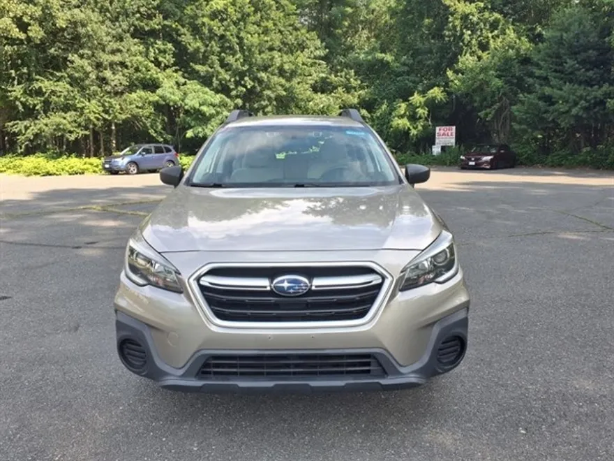 2019 Subaru Outback 2.5i photo 1