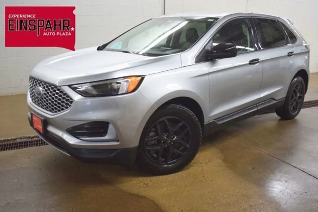 2024 Ford Edge SEL photo 1