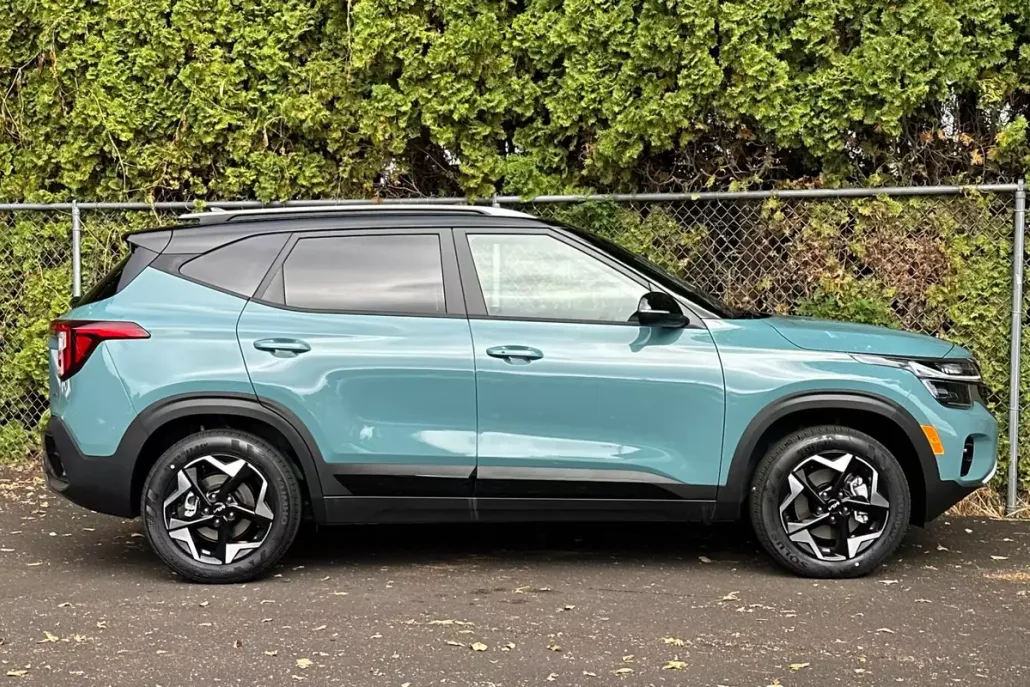 2026 Kia Seltos S photo 1