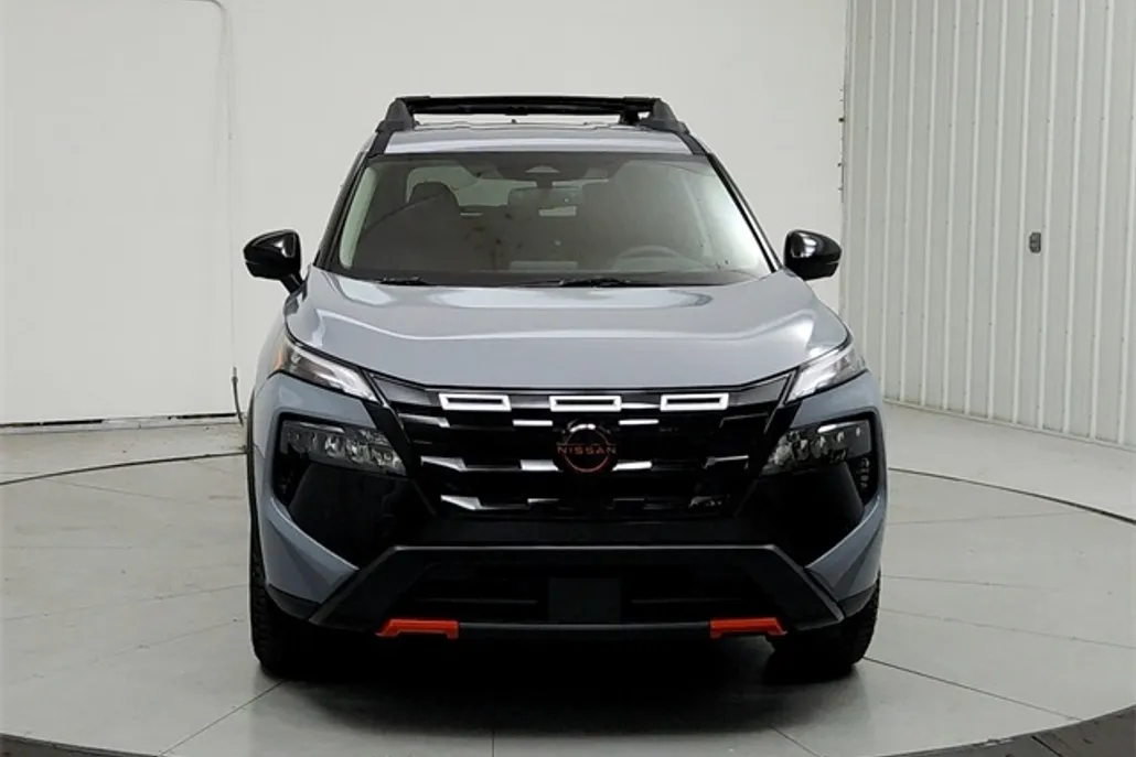 2026 Nissan Rogue SV photo 1