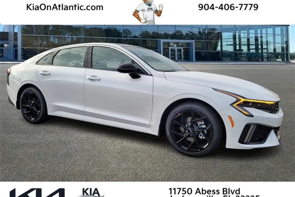 2026 Kia K5 GT-Line photo 1