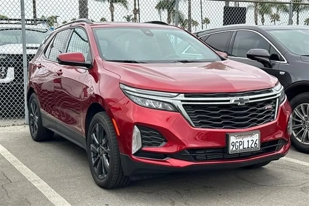 2023 Chevrolet Equinox RS photo 1