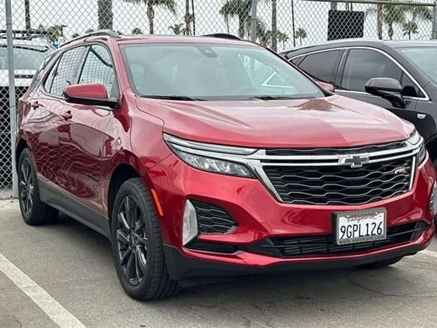 2023 Chevrolet Equinox RS photo 1
