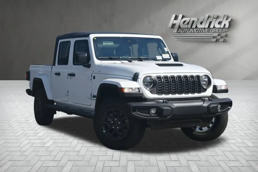 2025 Jeep Gladiator Sport S photo 1