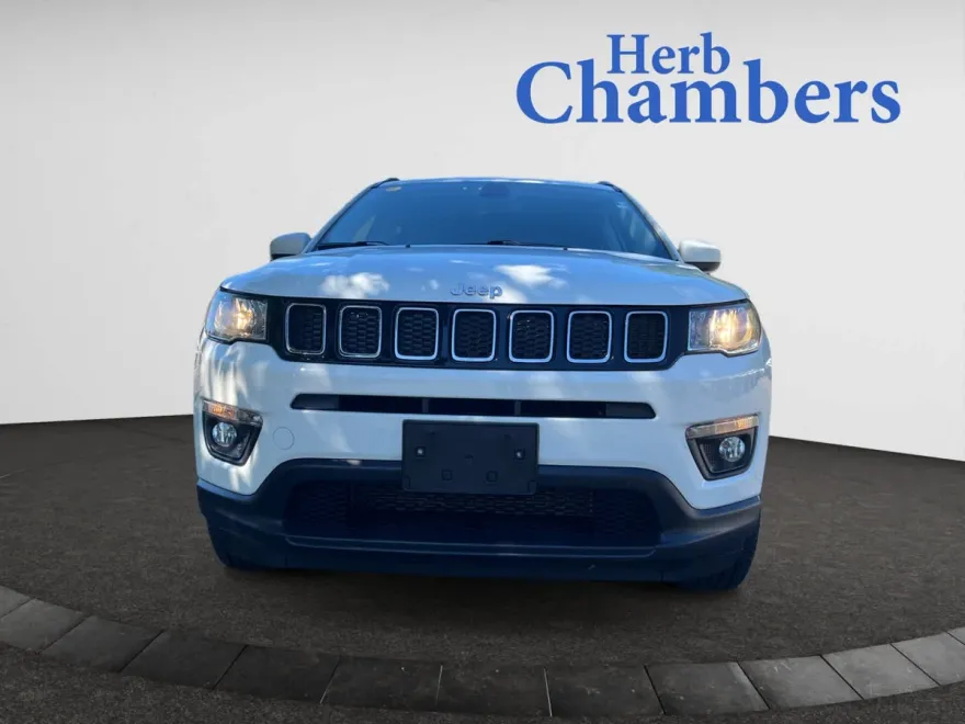 2019 Jeep Compass Latitude photo 1