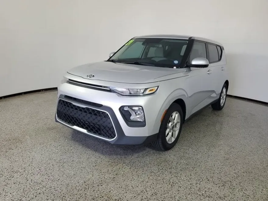2021 Kia Soul S photo 1