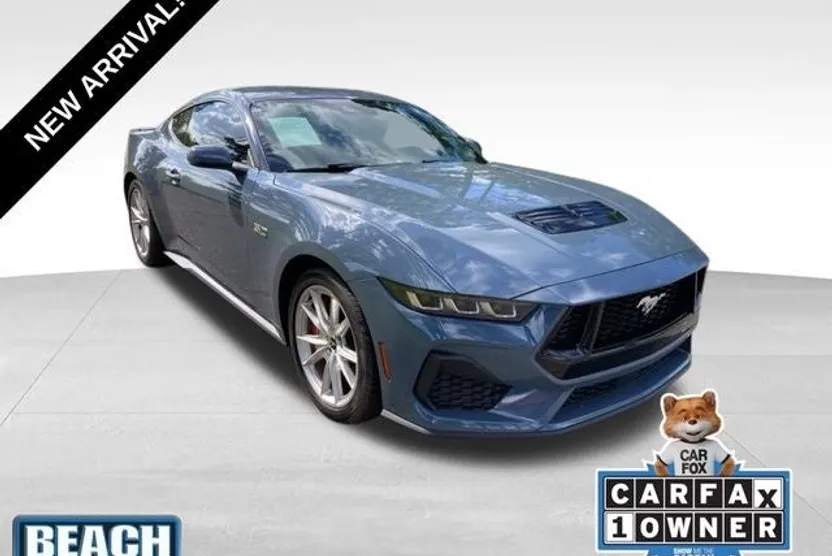 2024 Ford Mustang GT Premium photo 1