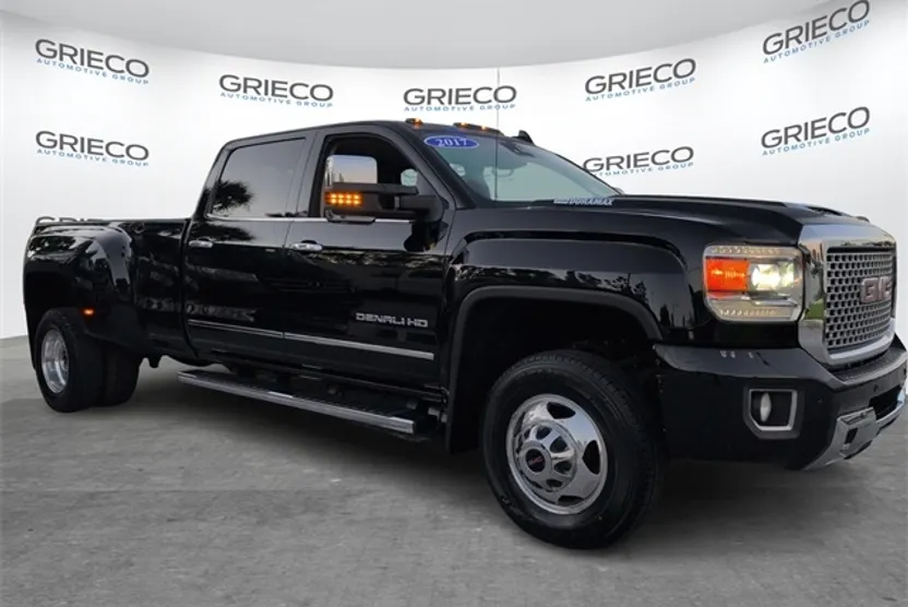 2017 Gmc Sierra Denali photo 1