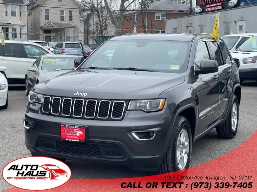 2017 Jeep Grand Cherokee Anniversary Edition photo 1