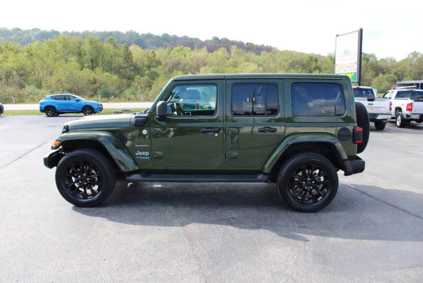 2021 Jeep Wrangler Unlimited Sahara 4xe photo 1