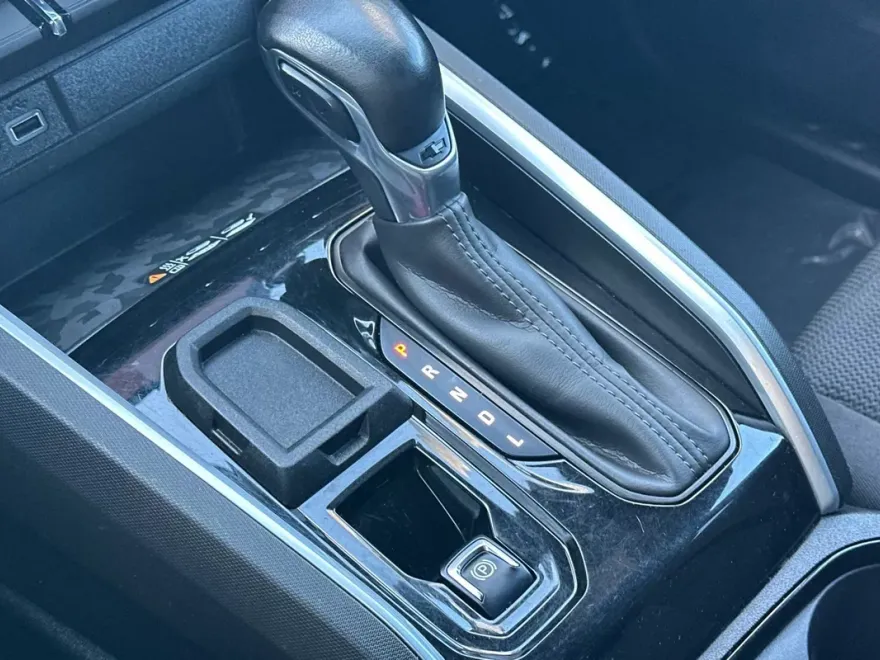 2023 Chevrolet Colorado LT photo 26