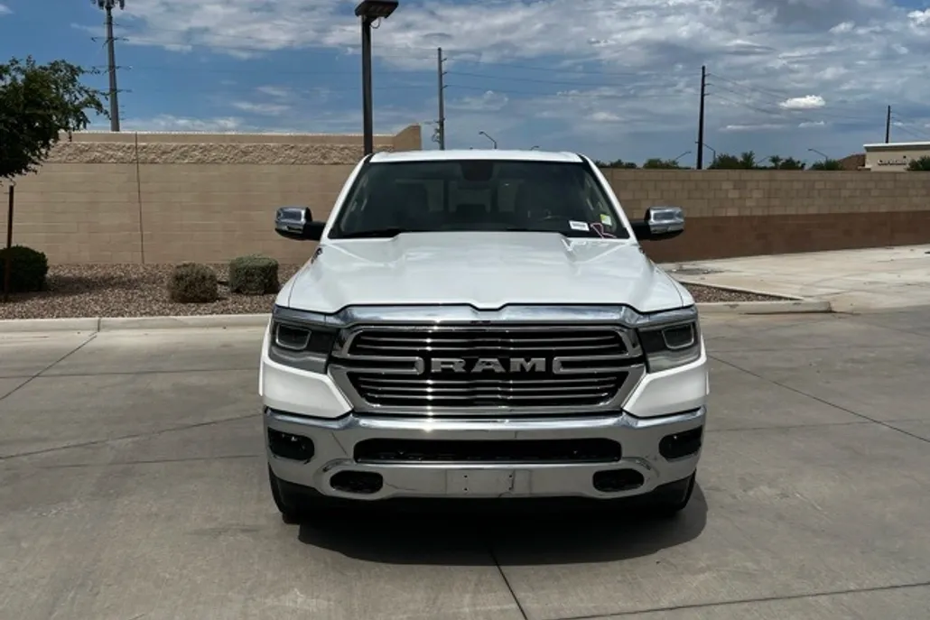 2019 Ram 1500 Laramie photo 1
