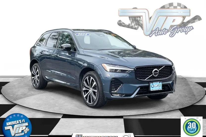 2024 Volvo XC60 B5 Plus photo 1