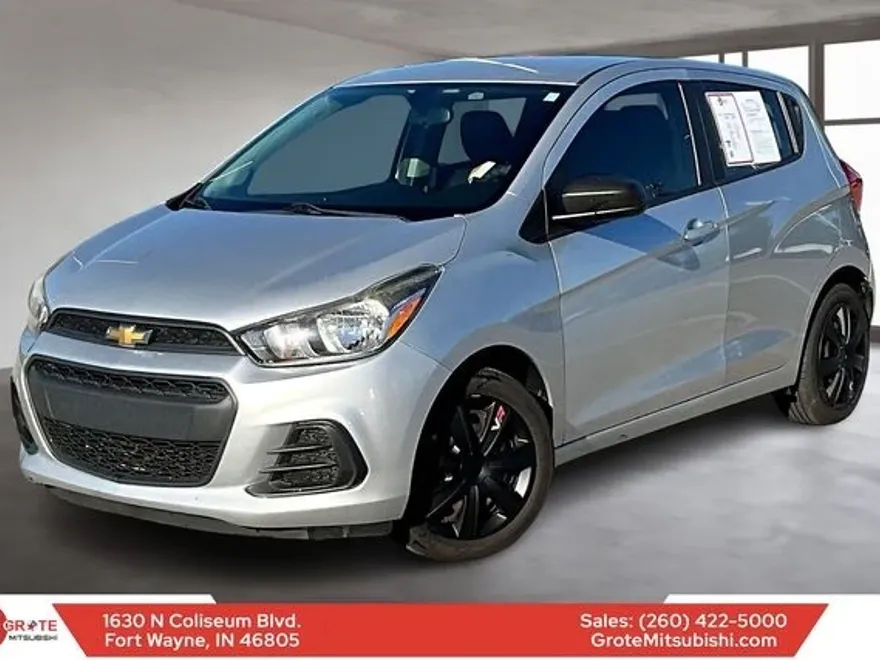 2017 Chevrolet Spark LS photo 1