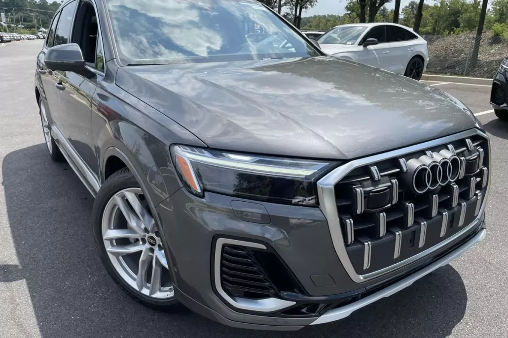 2025 Audi Q7 Premium Plus 55 photo 1