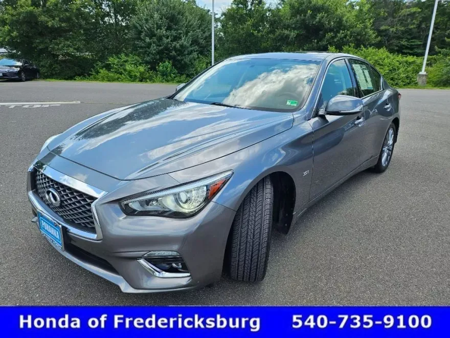 2018 Infiniti Q50 3.0t LUXE photo 1