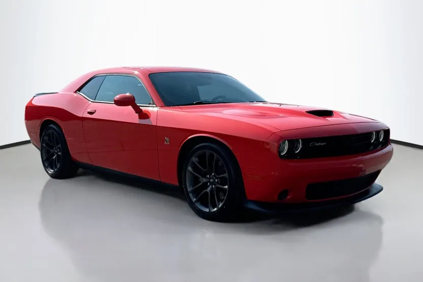 2021 Dodge Challenger R/T Scat Pack photo 1