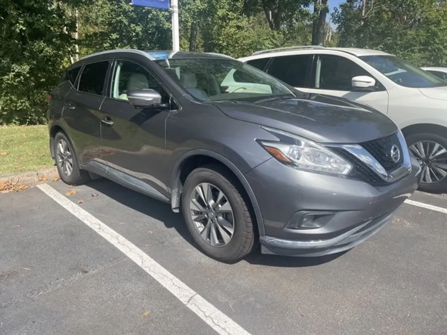 2015 Nissan Murano SL photo 1