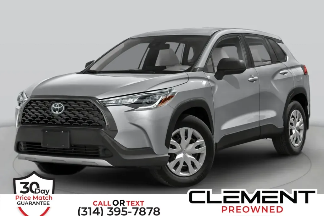 2024 Toyota Corolla Cross LE photo 1