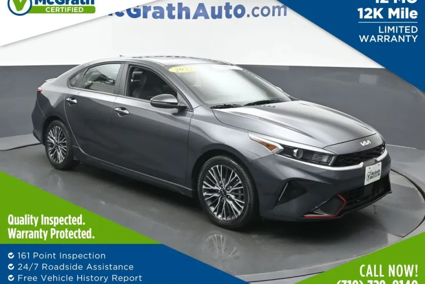 2023 Kia Forte GT-Line photo 1