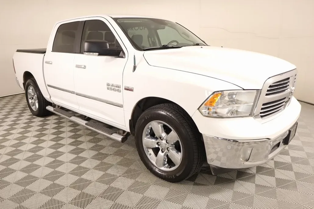 2016 Ram 1500 Big Horn photo 1