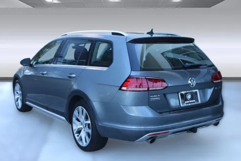 2019 Volkswagen Golf Alltrack TSI SEL 4Motion photo 3