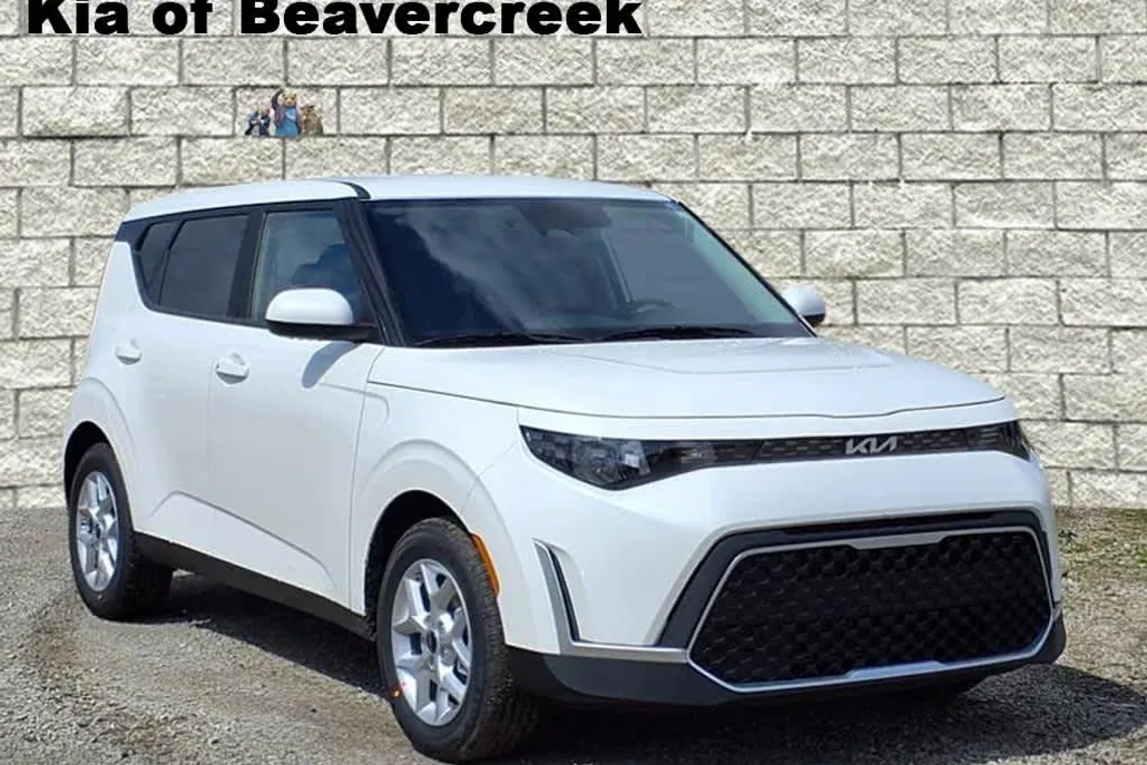 2025 Kia Soul S photo 1