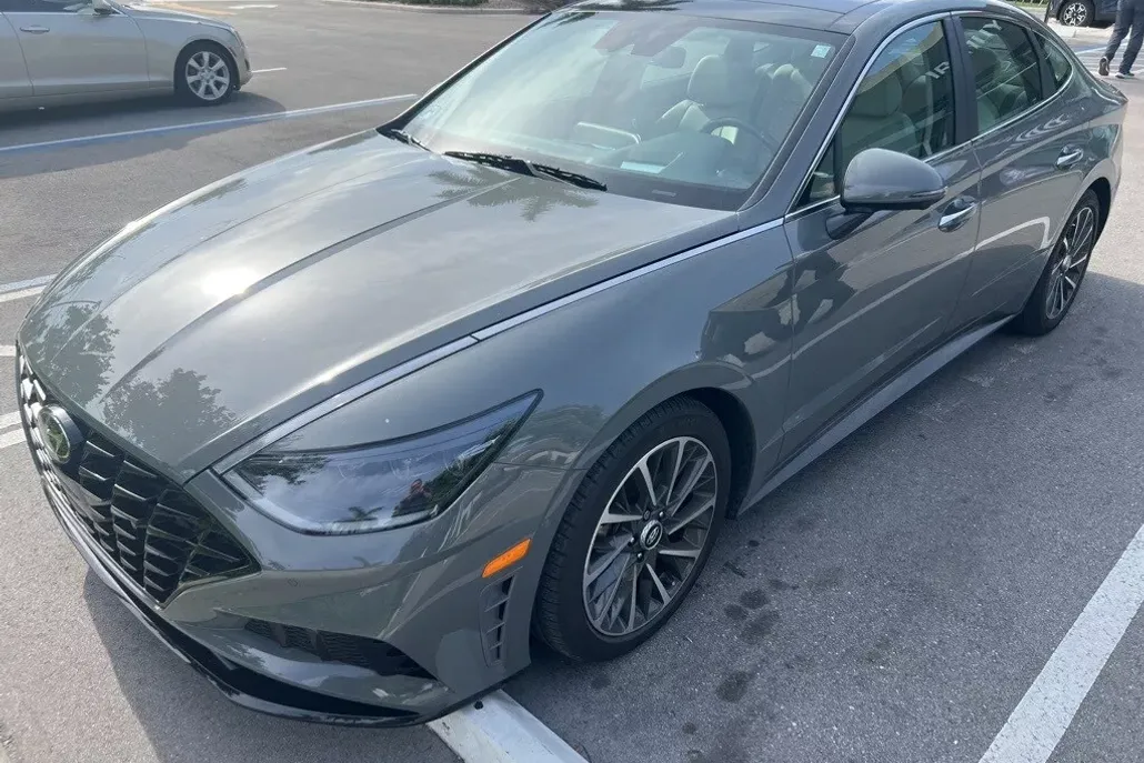 2020 Hyundai Sonata Limited photo 1
