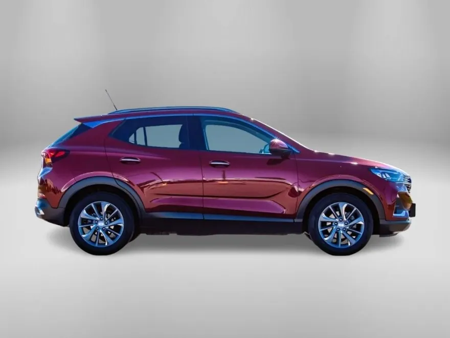 2023 Buick Encore Essence photo 1
