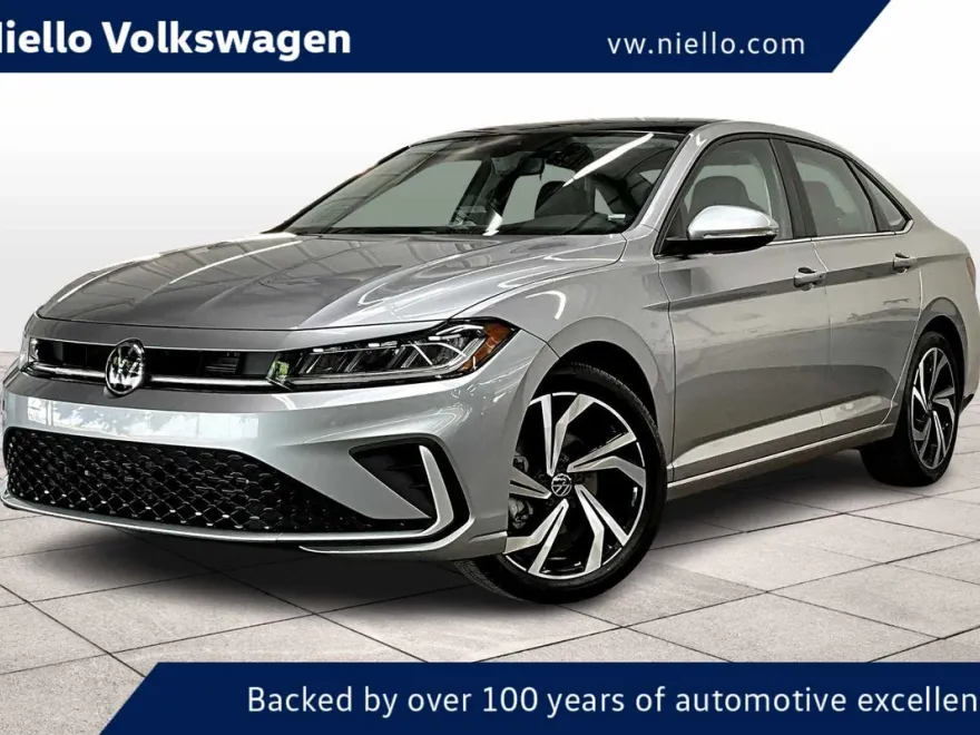 2025 Volkswagen Jetta SEL photo 1
